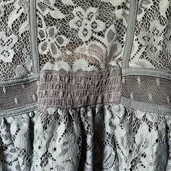 Free people lace and sheer blouse size x small dusty blue - Picture 8 of 10